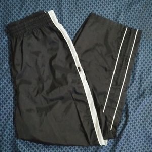 Nike Large Black Jogging Pants!